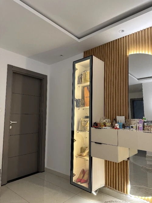 Chambre à coucher complète moderne