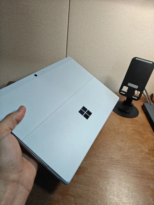 Microsoft Surface Pro 7+ LTE (Business edition i5 11ème) - Pack accessoire complet- Excellent état