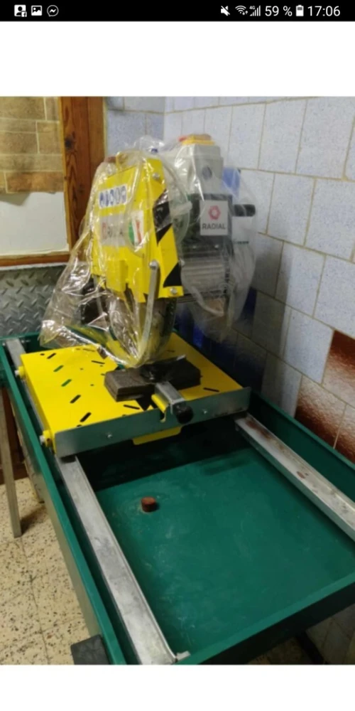 tronconneuse a table marbre et ceramique