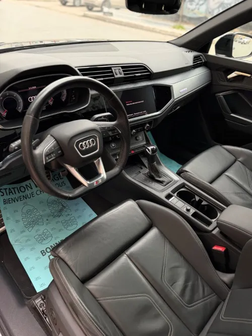 Audi Q3 2023 S line