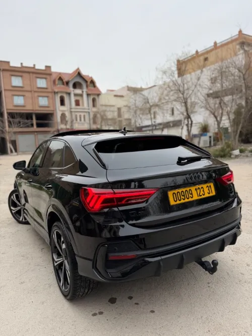 Audi Q3 2023 S line