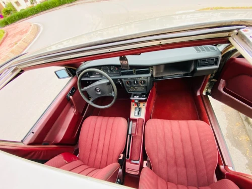 Mercedes 190 E 1987 190 E
