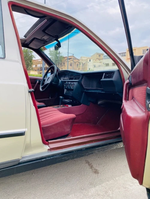 Mercedes 190 E 1987 190 E