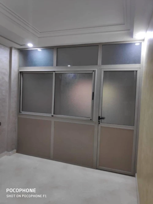 Porte en aluminium 