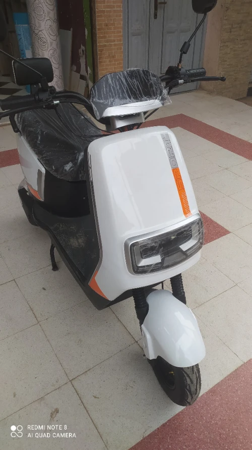 dora dora scooter électrique 2025