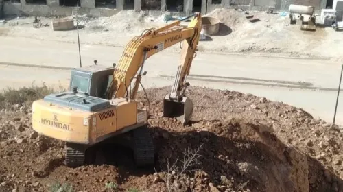 Hyundai 210lc7 للكراء فقط 2012