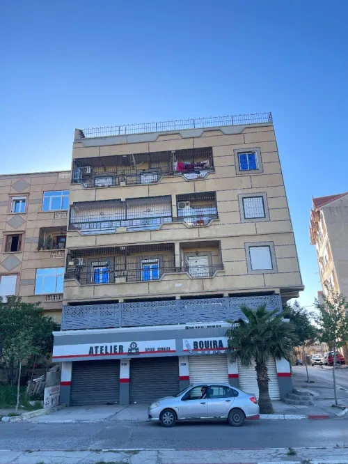Vente Appartement Niveau de villa F3 Bouira Bouira