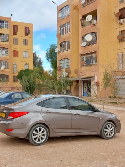 Hyundai Accent RB  4 portes 2018 Accent RB  4 portes