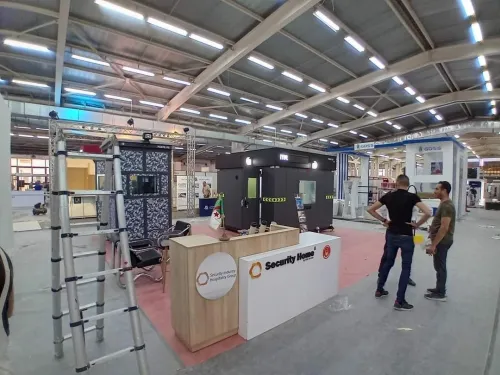Location/ réalisation Stand d'exposition et point de vente (points de vente, salons et foires)