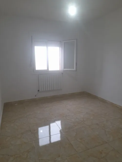 Location Appartement F4 Alger Souidania