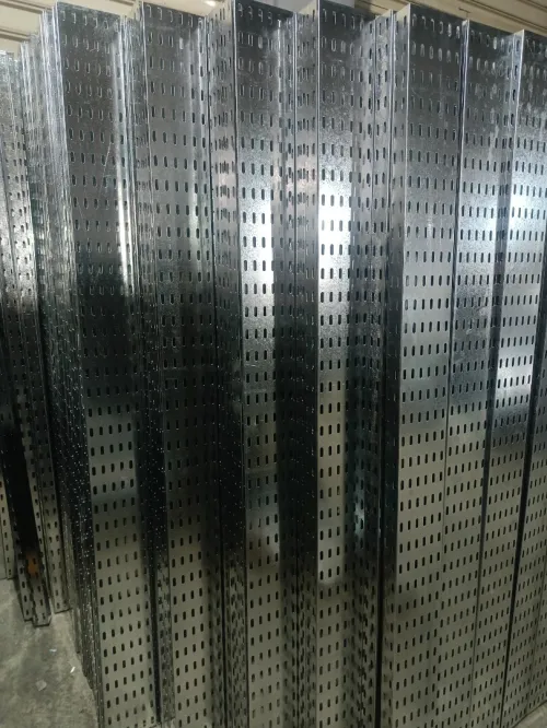 Chemin de cable et cablofil