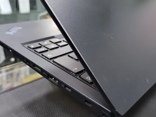 VENDU - LENOVO THINKPAD L390, i7-8565U, 8GB, 256GB SSD