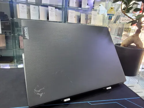 VENDU - LENOVO V15, i5-1035G1, 8GB DDR4, 256GB SSD