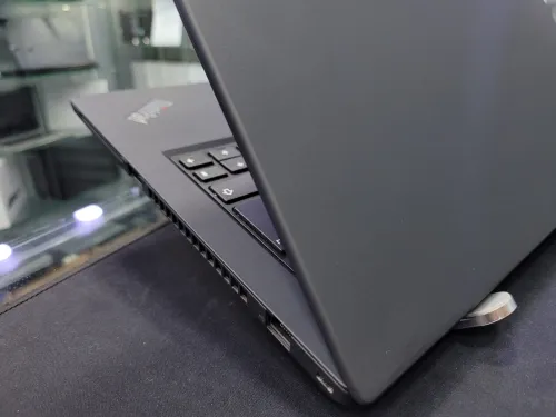 VENDU - LENOVO THINKPAD T14 GEN 1, i5-10310U vPro, 16GB, 256GB SSD