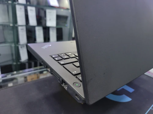 VENDU - LENOVO THINKPAD X270, i3-6100U, 8GB, 256GB SSD