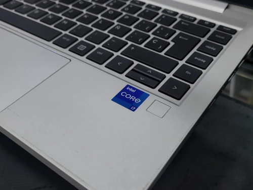 VENDU - HP PROBOOK 440 G8, i7-1165G7, 16GB, 512GB, iRis Xe