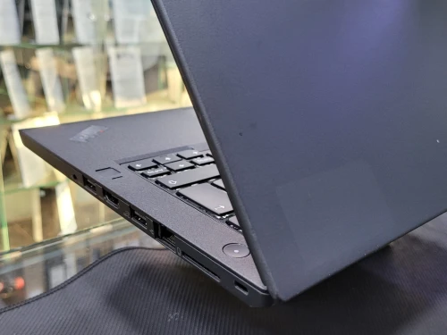 VENDU - LENOVO THINKPAD T480 TACTILE , i5-8350U, 8GB, 256GB SSD