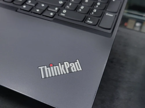 VENDU - LENOVO THINKPAD L15, RYZEN 5-4650U, 16GB, 512GB SSD, RX VEGA 6