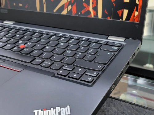 VENDU - LENOVO THINKPAD L13, i5-10310U vPro, 8GB, 256GB SSD