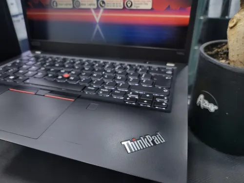 VENDU - LENOVO THINKPAD T495S, RYZEN 7-3700U, 16GB, 512GB, RADEON VEGA 10