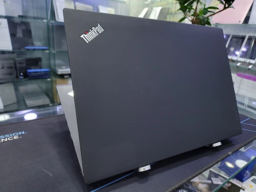 VENDU - LENOVO THINKPAD T470, i5-6300U, 8GB, 256GB SDD