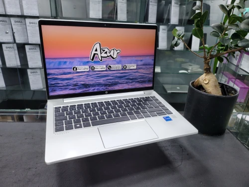 VENDU - HP PROBOOK 640 G8, i5-1135G7, 16GB, 512GB SSD, iRis Xe