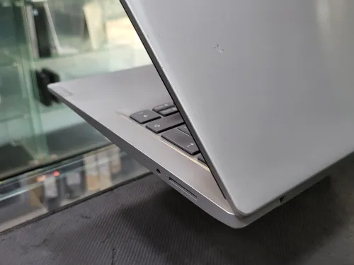 VENDU - LENOVO IDEAPAD S145, i5-1035G4, 8GB, 256GB SSD, intel iRis Plus