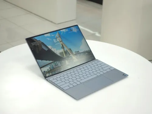 VENDU - DELL XPS 13 4K SKY, Intel Core i7-1250U, 16GB 5200MHz, 512GB SSD, 