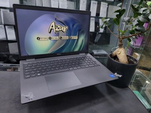 VENDU - DELL LATITUDE 3520, i5-1135G7, 8GB, 256GB SSD