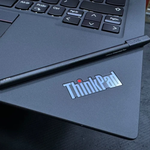 VENDU - LENOVO THINKPAD X13 Gen 3, i5-1245U, 16GB, 256GB SSD