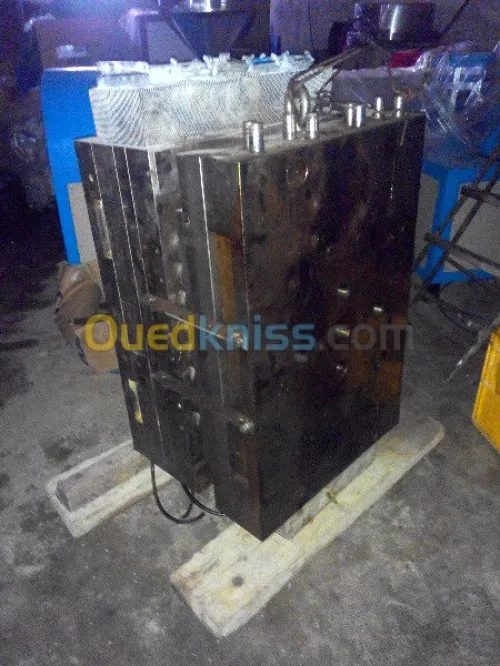 Moule injection preforme 16 g