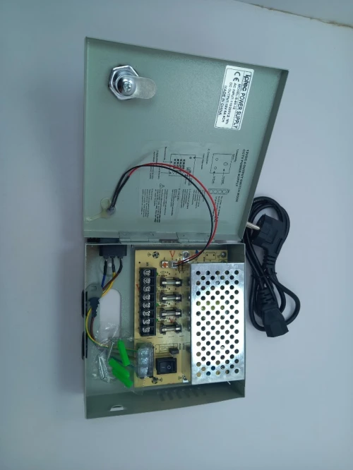 Bloc d'alimentation pour caméra surveillance 4-8 et 16 Sorties CCTV