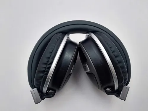 Casque Bluetooth carte memoir JBL 560BT