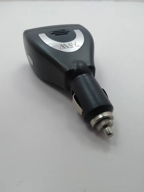 Convertisseur Auto 12V 220V DC To AC