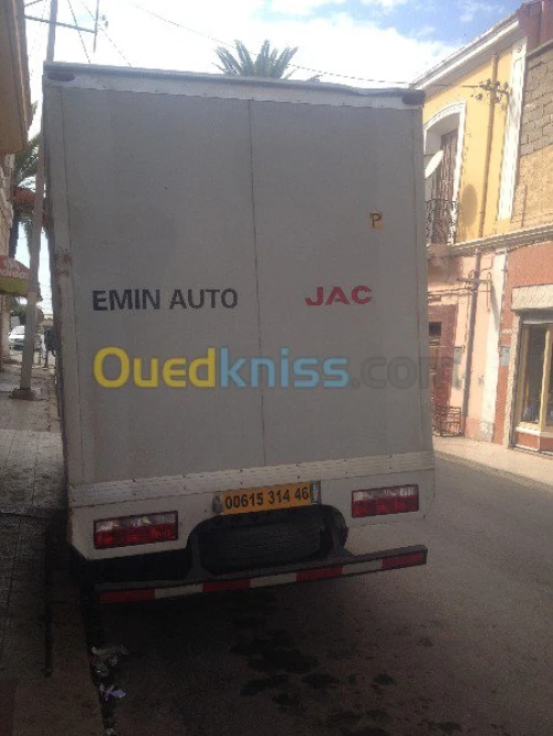 Location de camion JAC 1040
