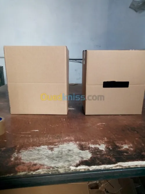 Carton ondulé. Boîte pour Goblets
