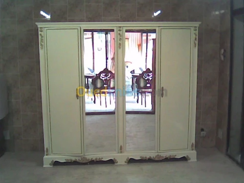 Chambre à coucher blanc ivoire