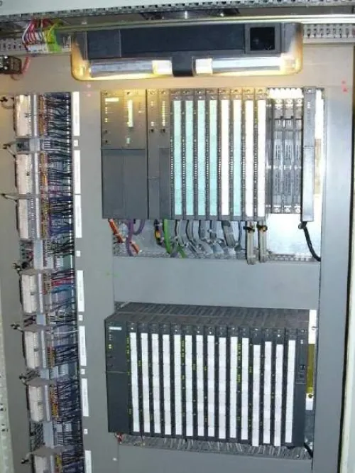 électricité automate des armoire