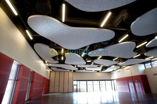 plaque au plâtre et décoration