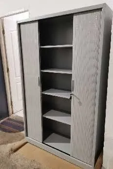 ARMOIRE METALLIQUE PORTE ACCORDEON