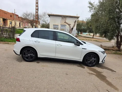 Volkswagen Golf 8 2025 R-Line