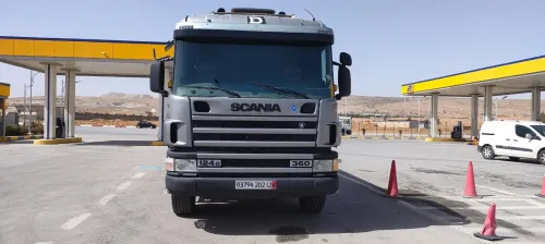 Scania 124G/360 Plateau/ridel 2002