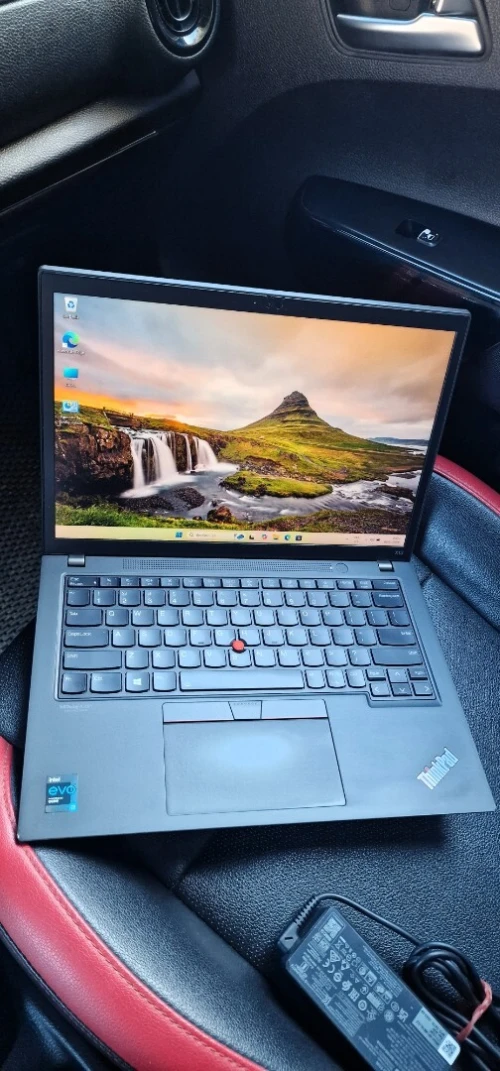 Thinkpad X13 gen 2 - i7 11em 8gb 512 SSD