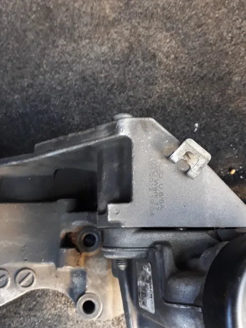Pompe hp 03l habta mn fransa