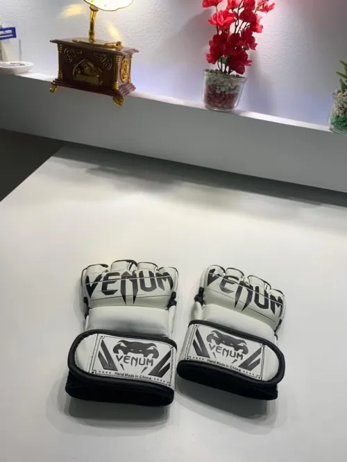Gants de Boxe et MMA Demi-Doigts de Haute Qualité  قفازات البوكس