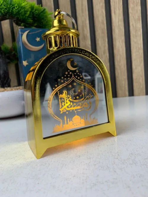 Lanterne LED Dorée pour Ramadan Design Traditionnel et Éclairage Ambiance