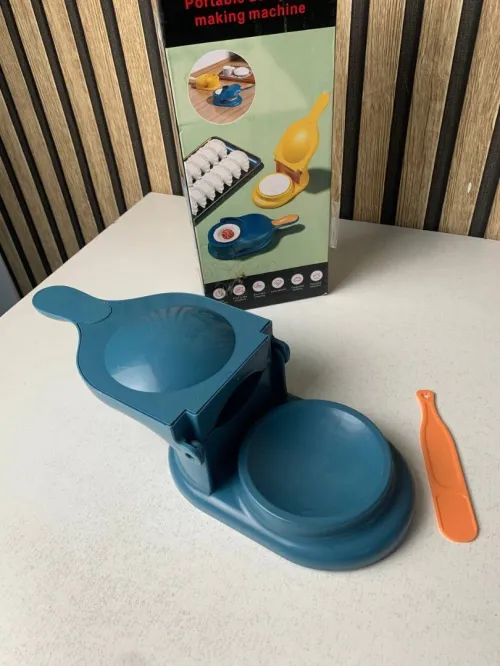 Outil 2 en 1 pour Raviolis Moule et Presse à Pâte