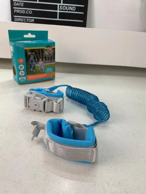 Bracelet de Sécurité Enfant avec Câble Rotatif 2m et Serrure de Verrouillage
