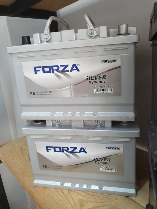 Batteries pour voitures et camions 24/7
