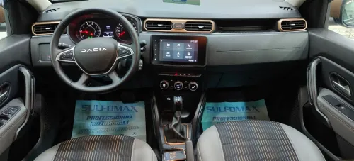 Dacia Duster 2023 Chanel gold